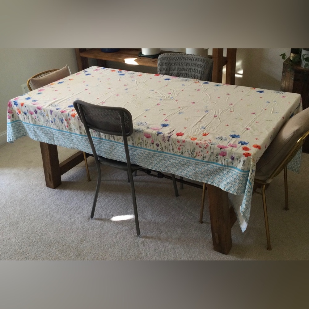 Maison d’ Hermine cotton tablecloth with butterflies and flowers